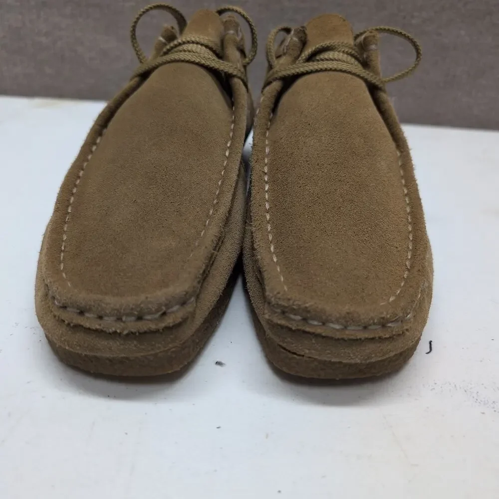 Clarks pre owned